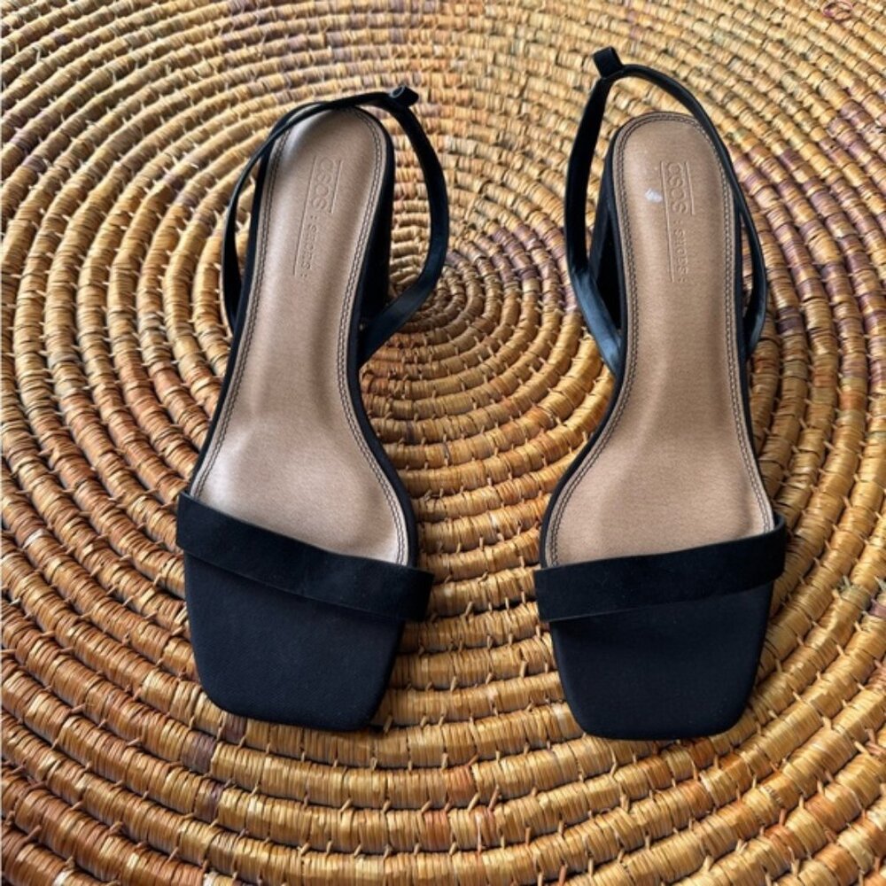 ASOS women 11 block heel square toe heel